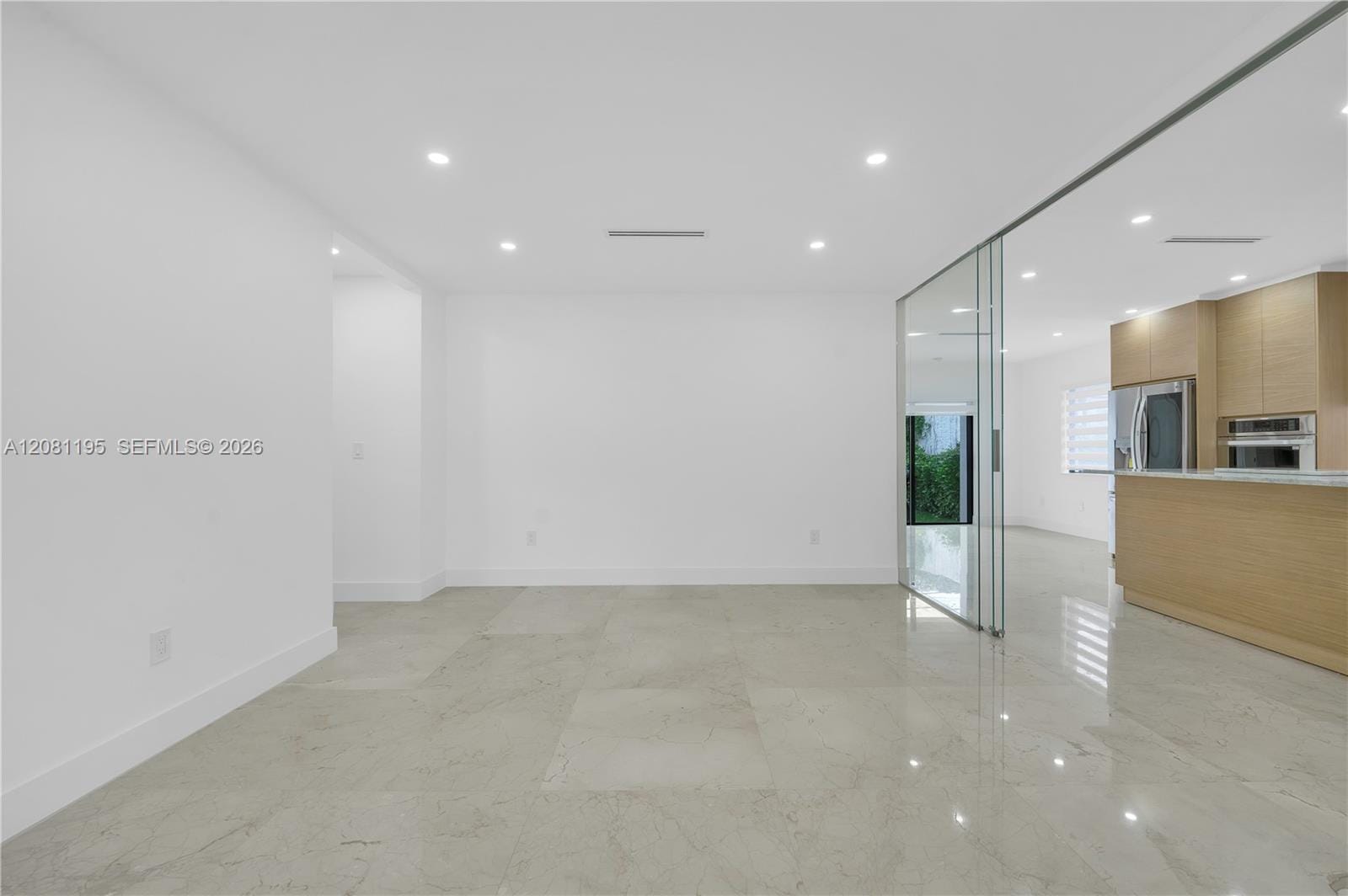 728 Majorca Avenue — photo 12