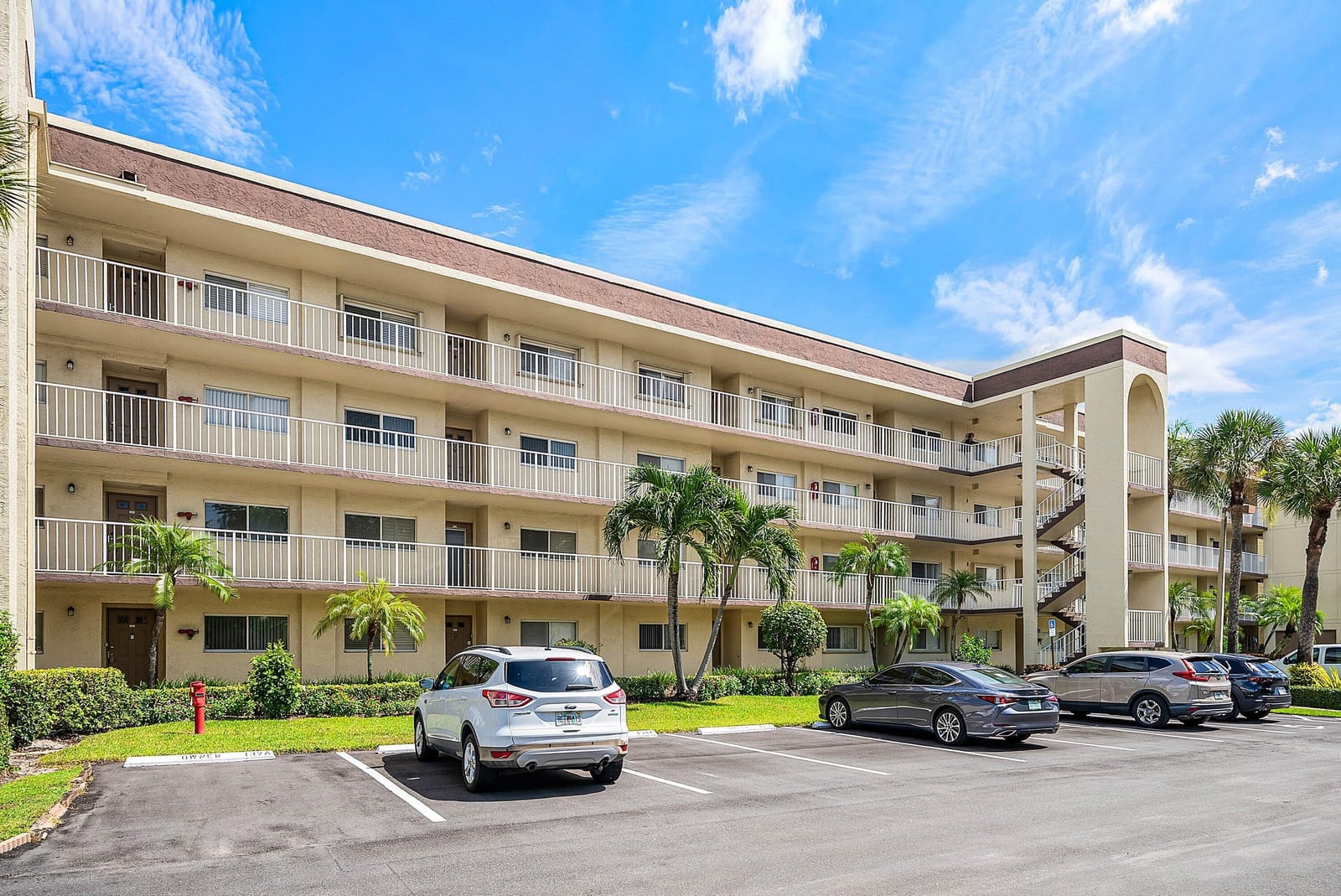 4735 LUCERNE LAKES Boulevard E 402, Lake Worth, FL 33467