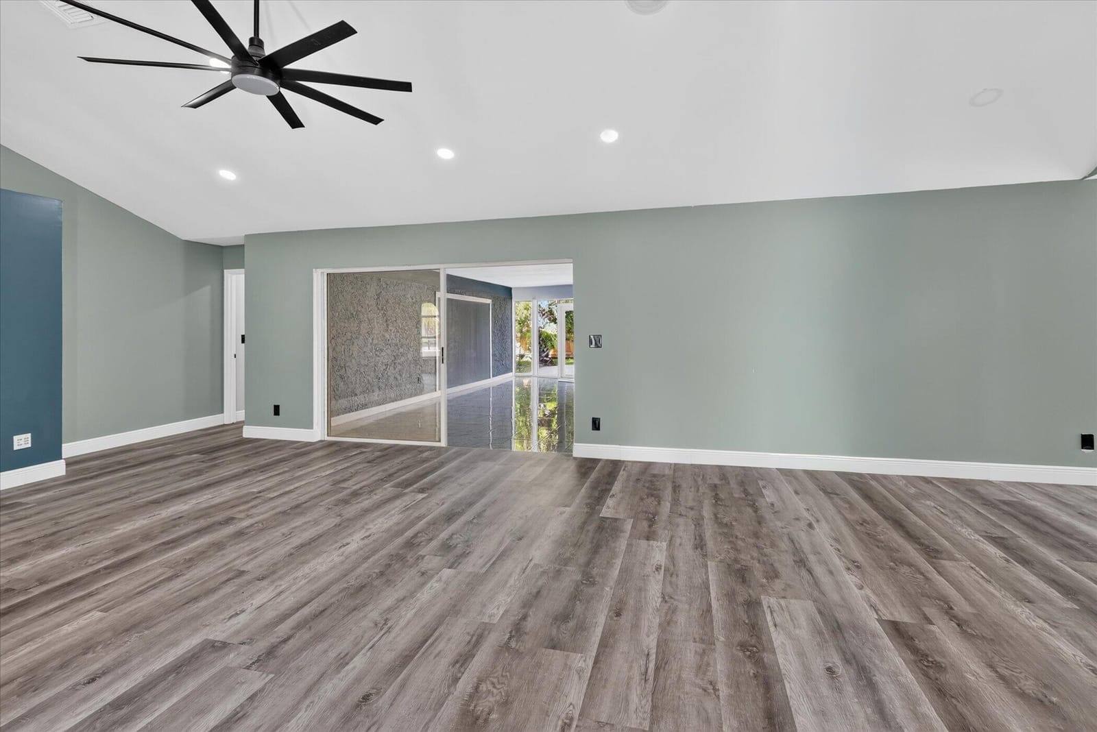 3230 Alexander Court — photo 9