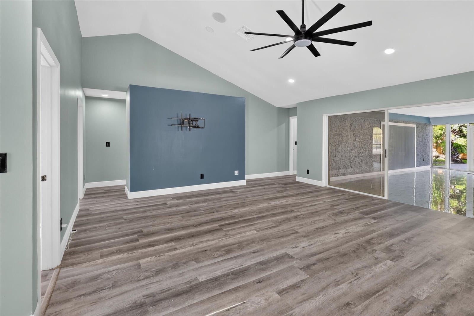 3230 Alexander Court — photo 10