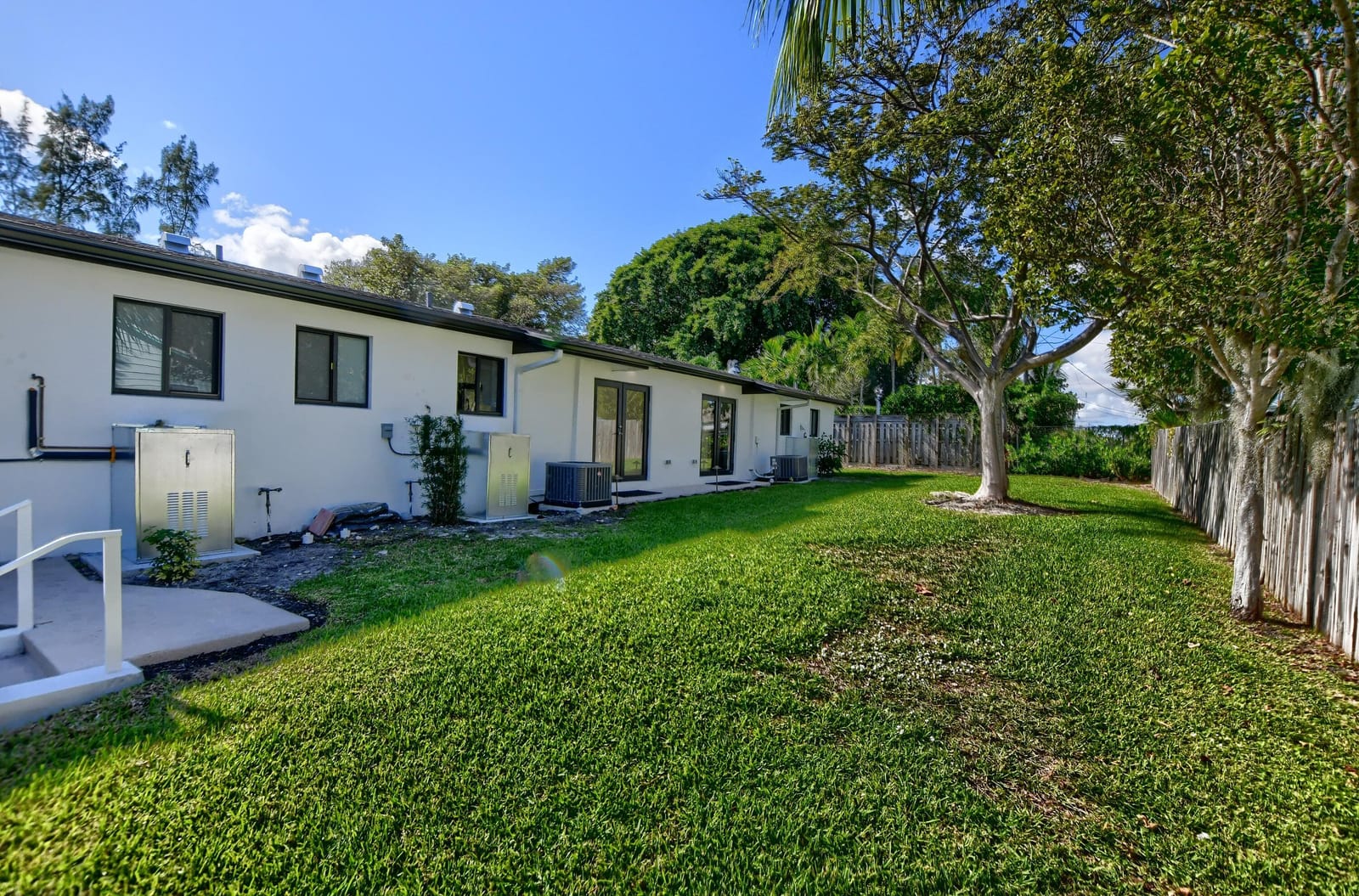2503 OCEANVIEW Avenue C, Delray Beach, FL 33444 photo 14