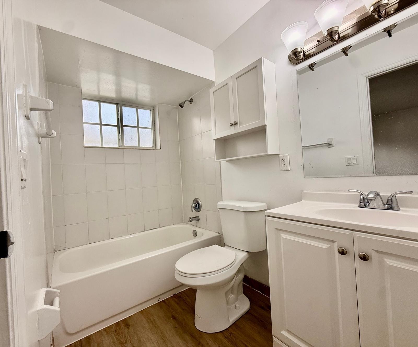 1671 NE 33rd Street Apt 11 — photo 2