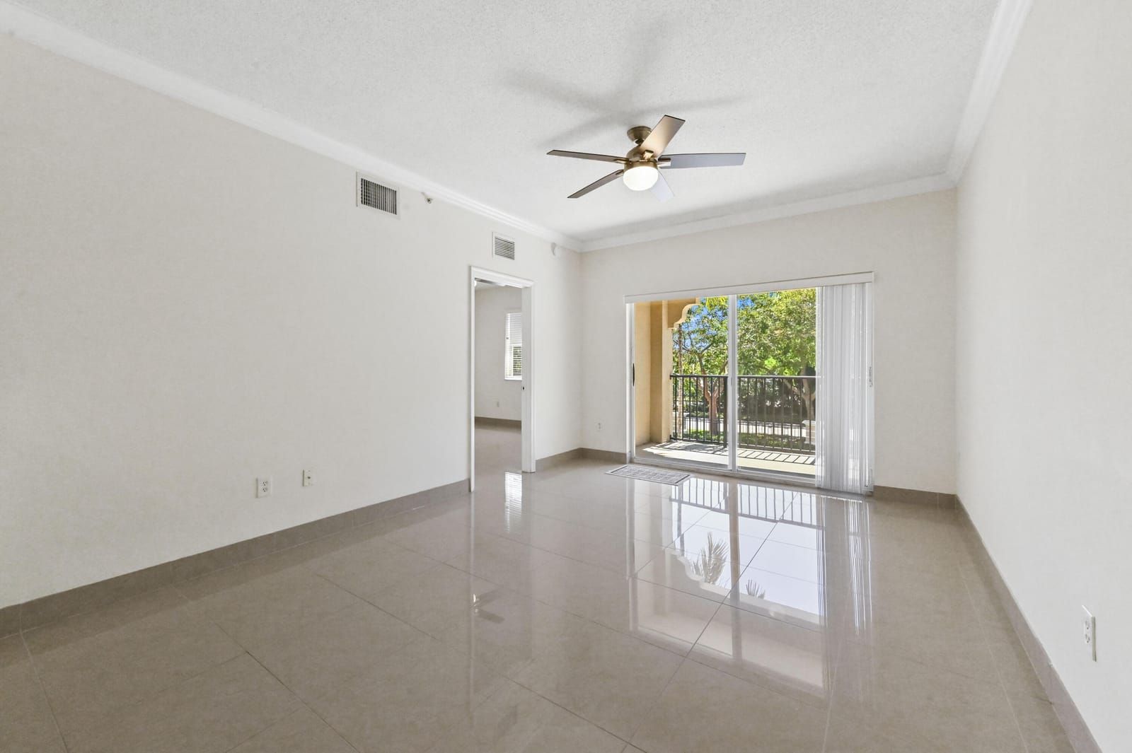 6020 W Sample Road 204 — photo 6