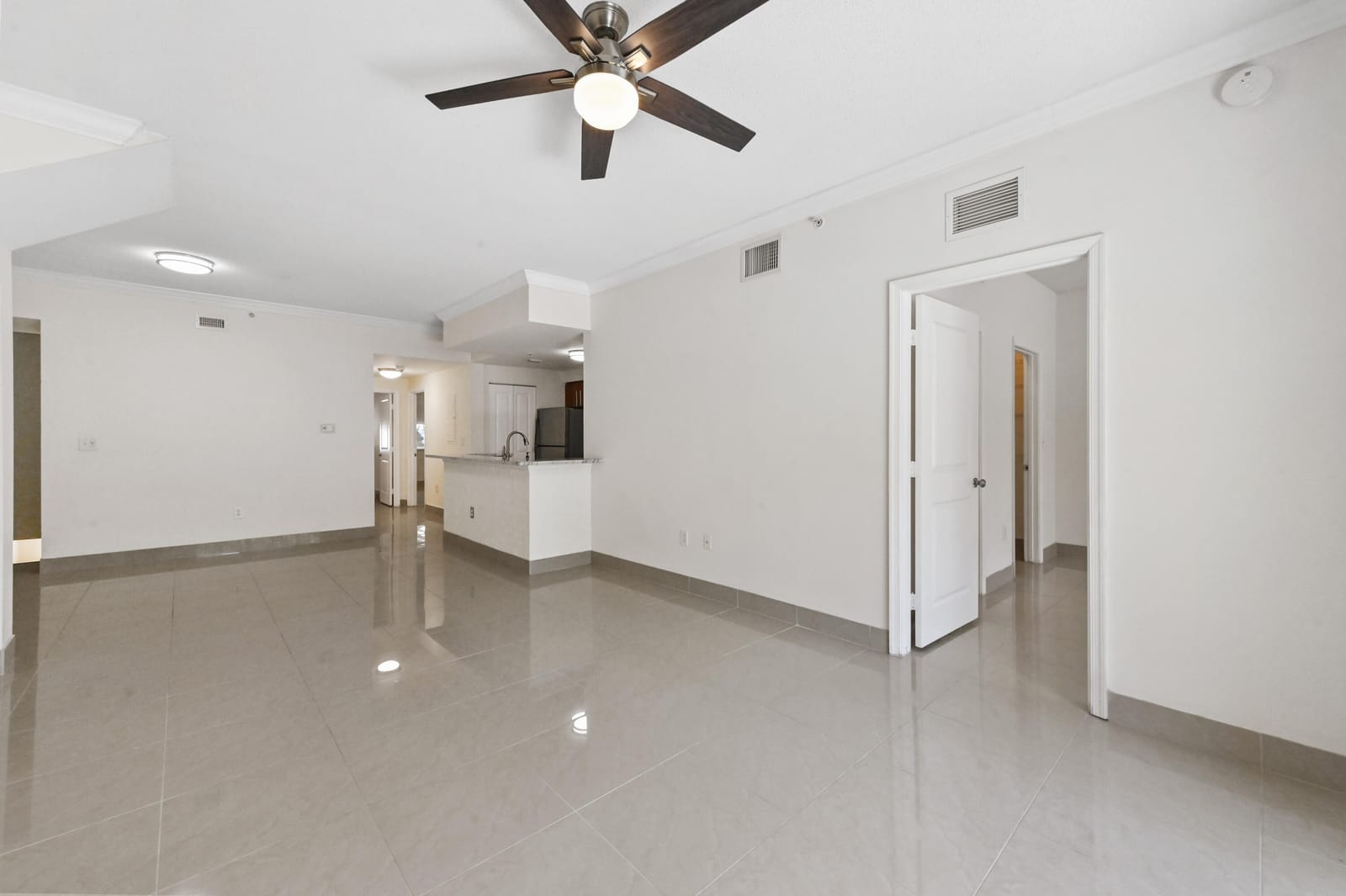 6020 W Sample Road 204 — photo 7