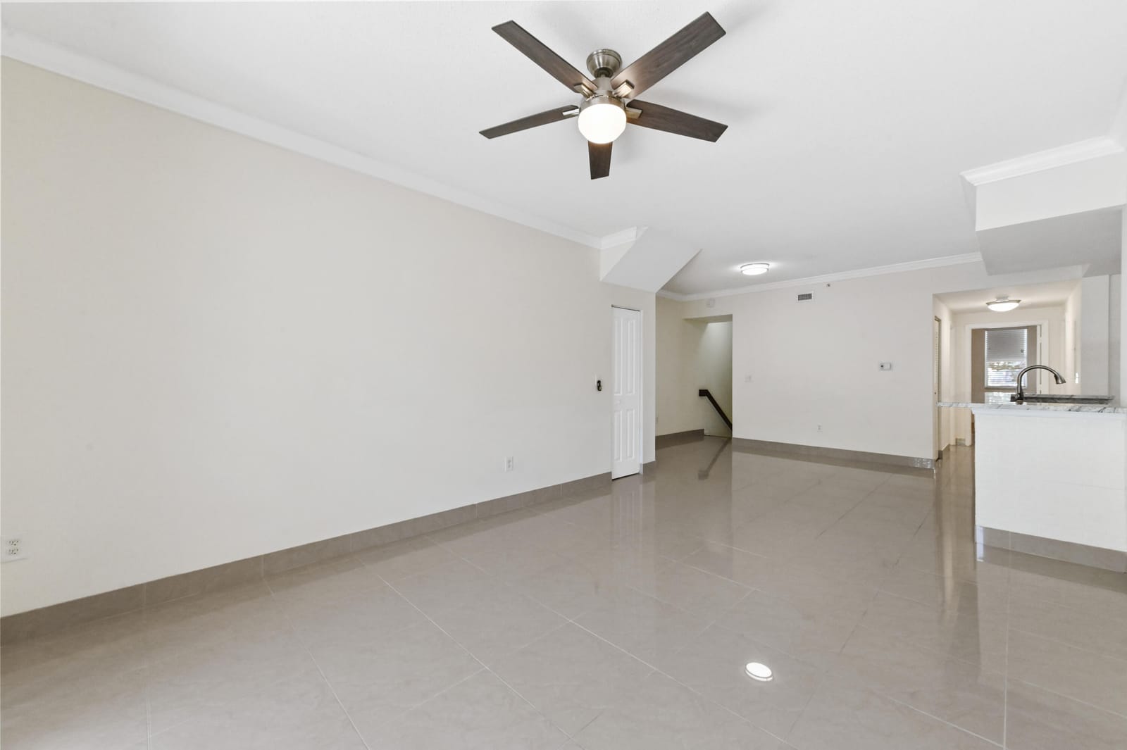 6020 W Sample Road 204 — photo 9