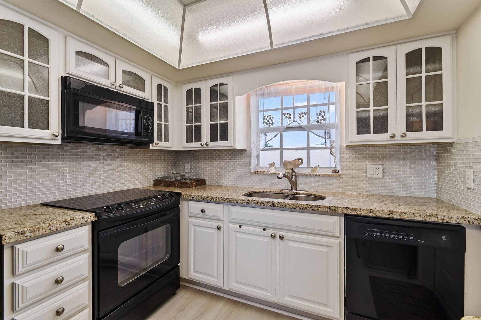 907 Marina Drive Unit 306 — photo 12