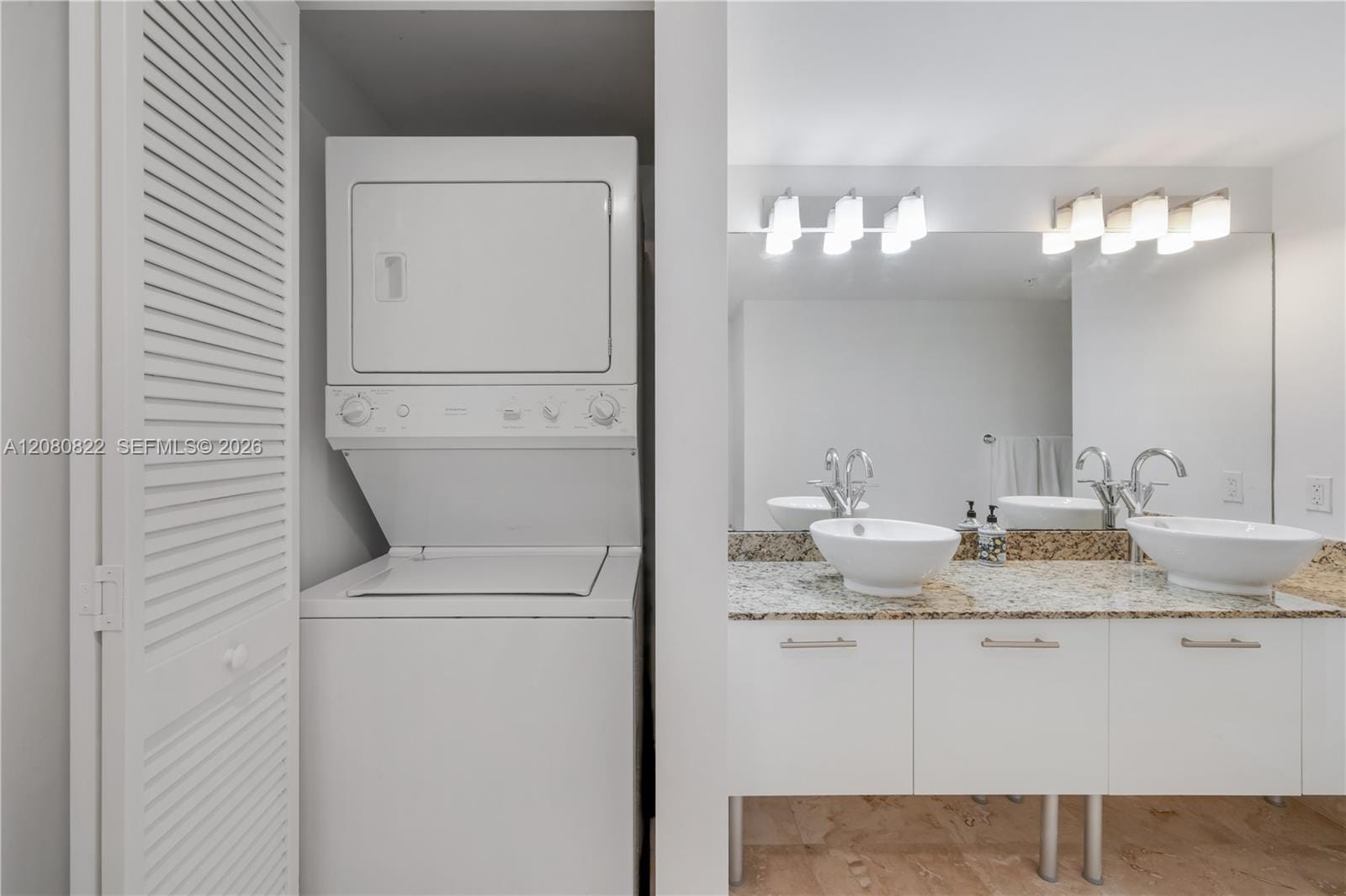 41 SE 5th Street 1607 — photo 8