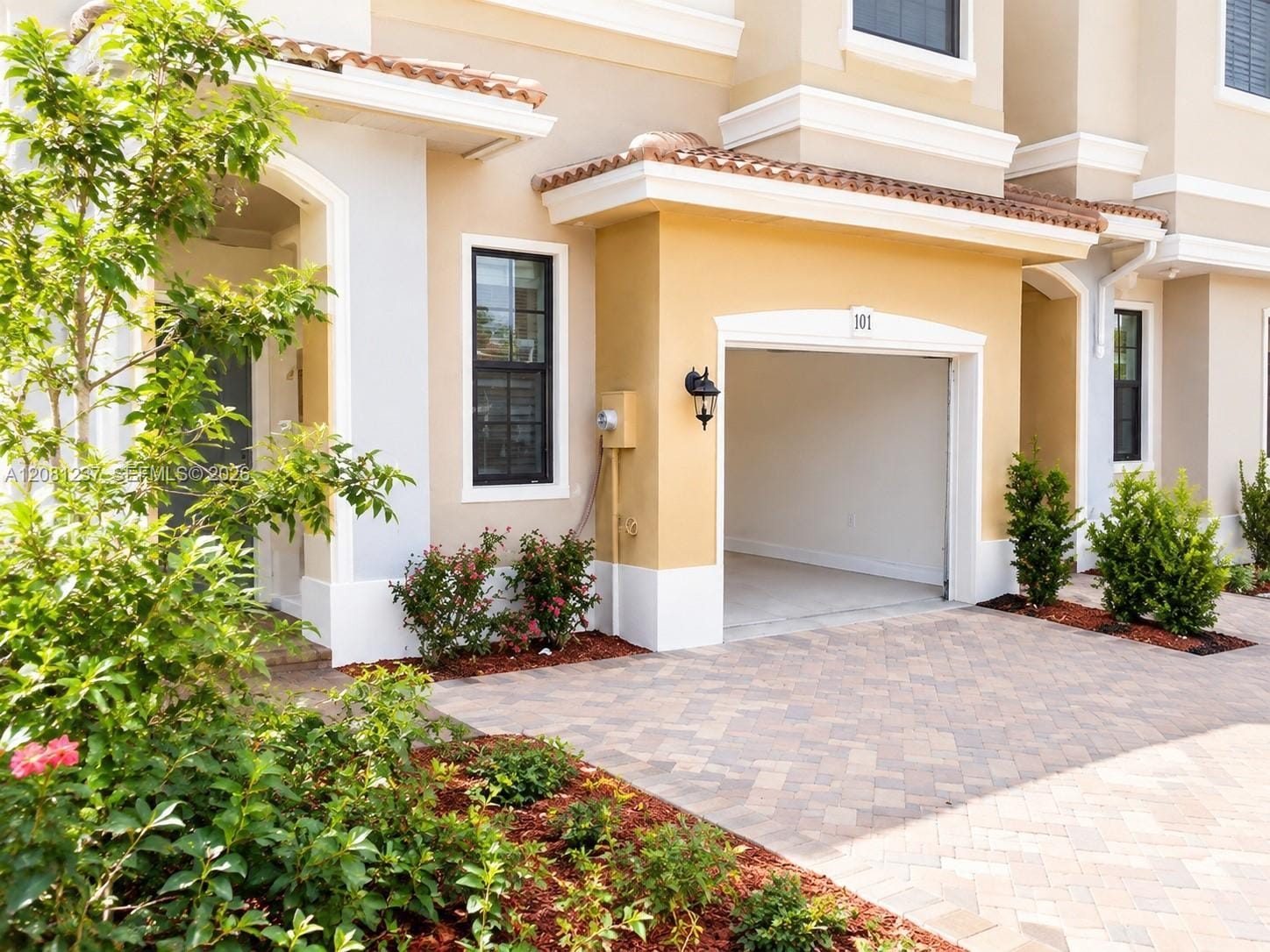 103 Gramercy Square Drive, Delray Beach, FL 33484 photo 2