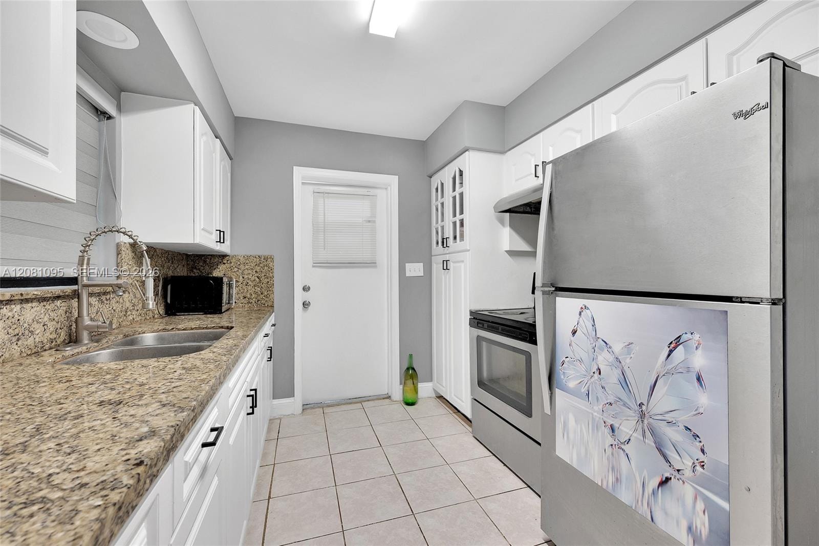 1024 Long Island Avenue — photo 8