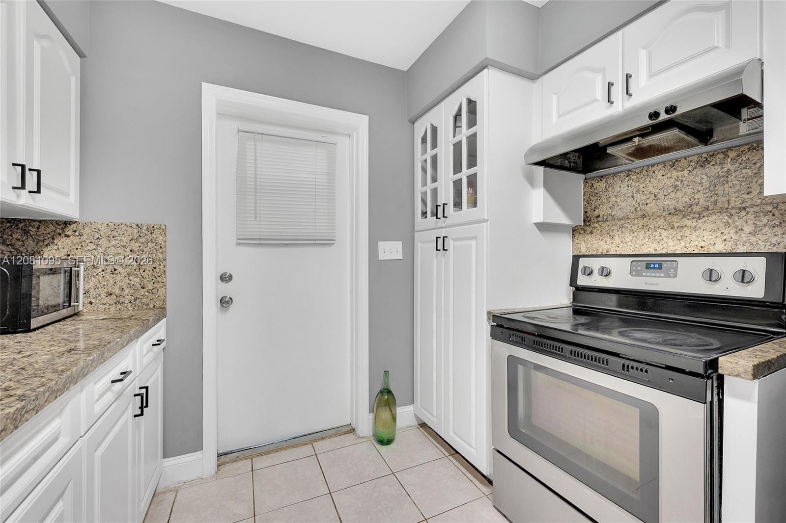 1024 Long Island Avenue — photo 10