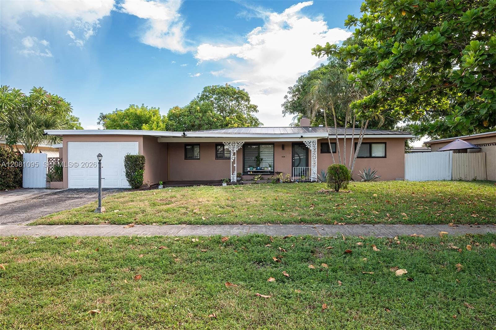 1024 Long Island Avenue, Fort Lauderdale, FL 33312