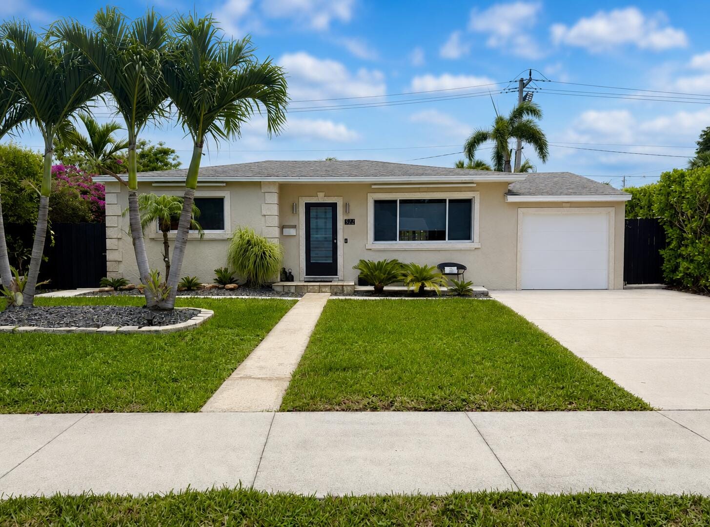 372 LYTLE Street, West Palm Beach, FL 33405