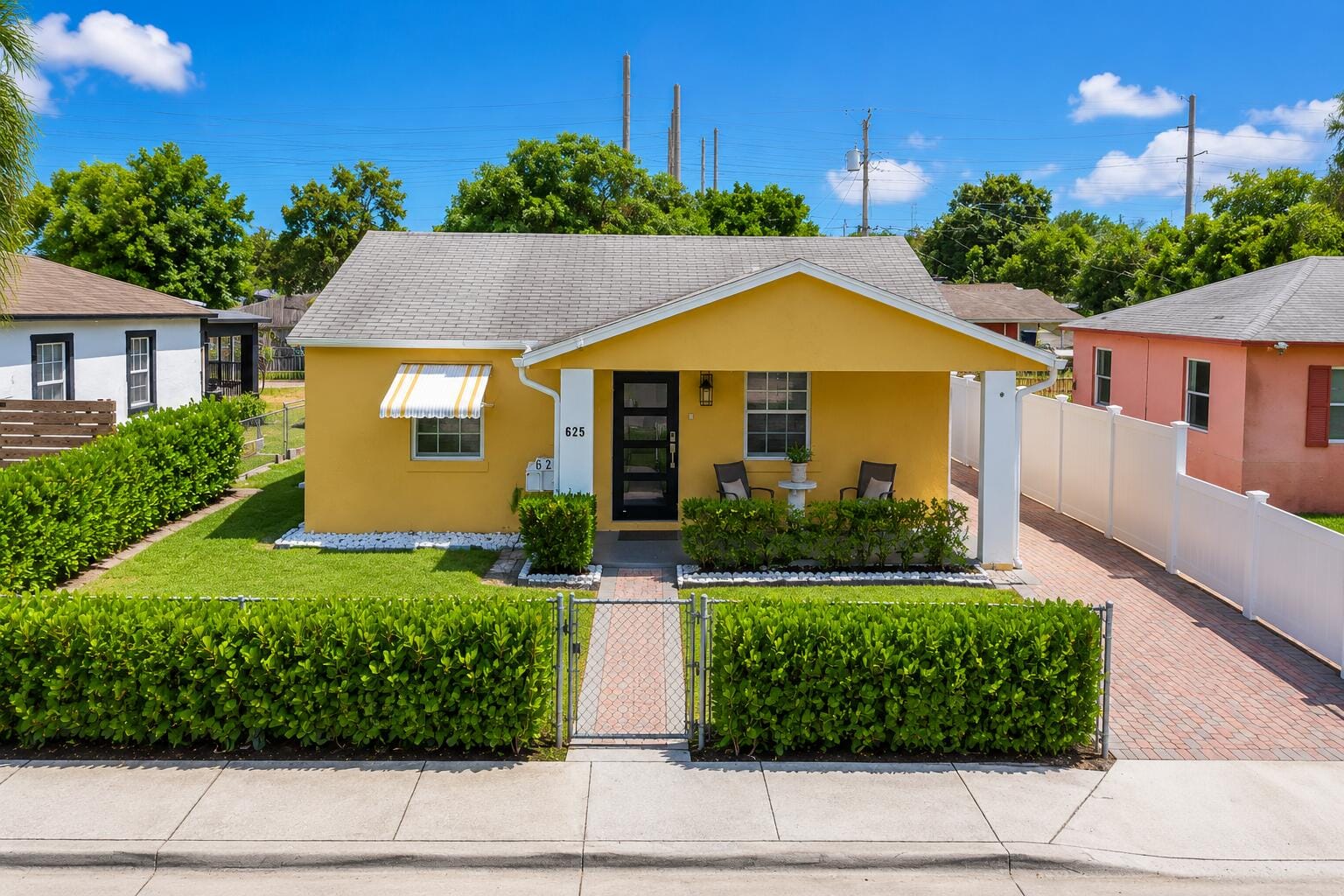 625 W 2ND Street, Riviera Beach, FL 33404