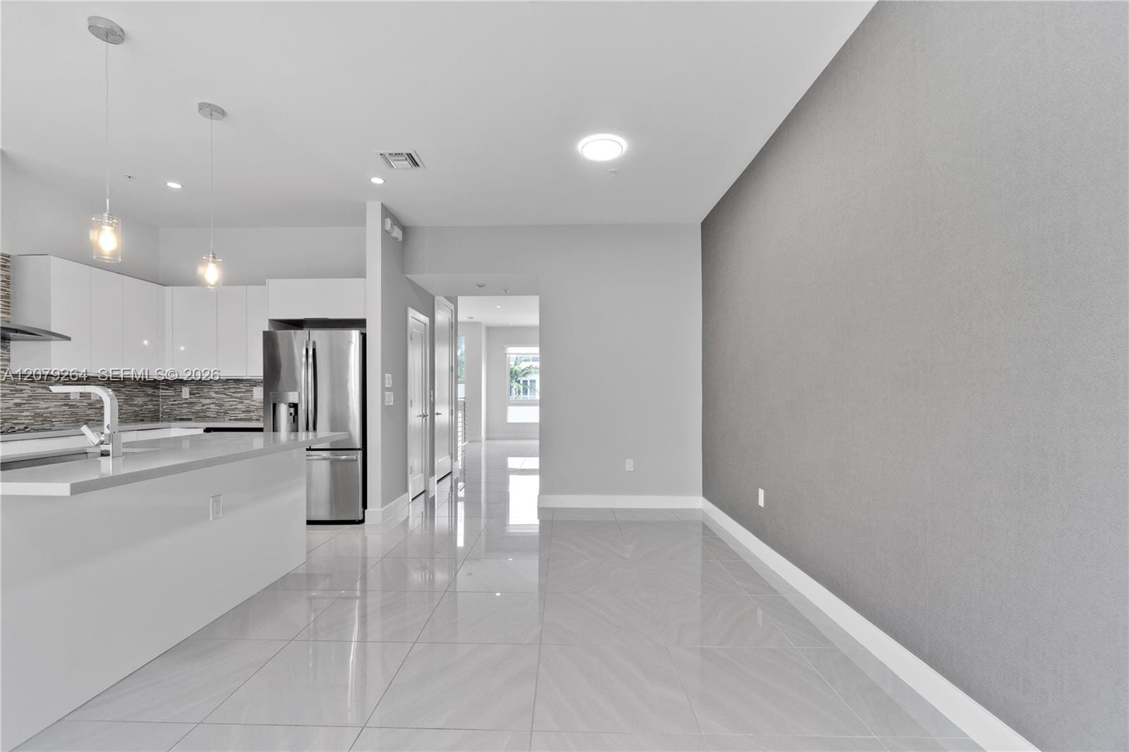 10517 NW 66th Street — photo 6