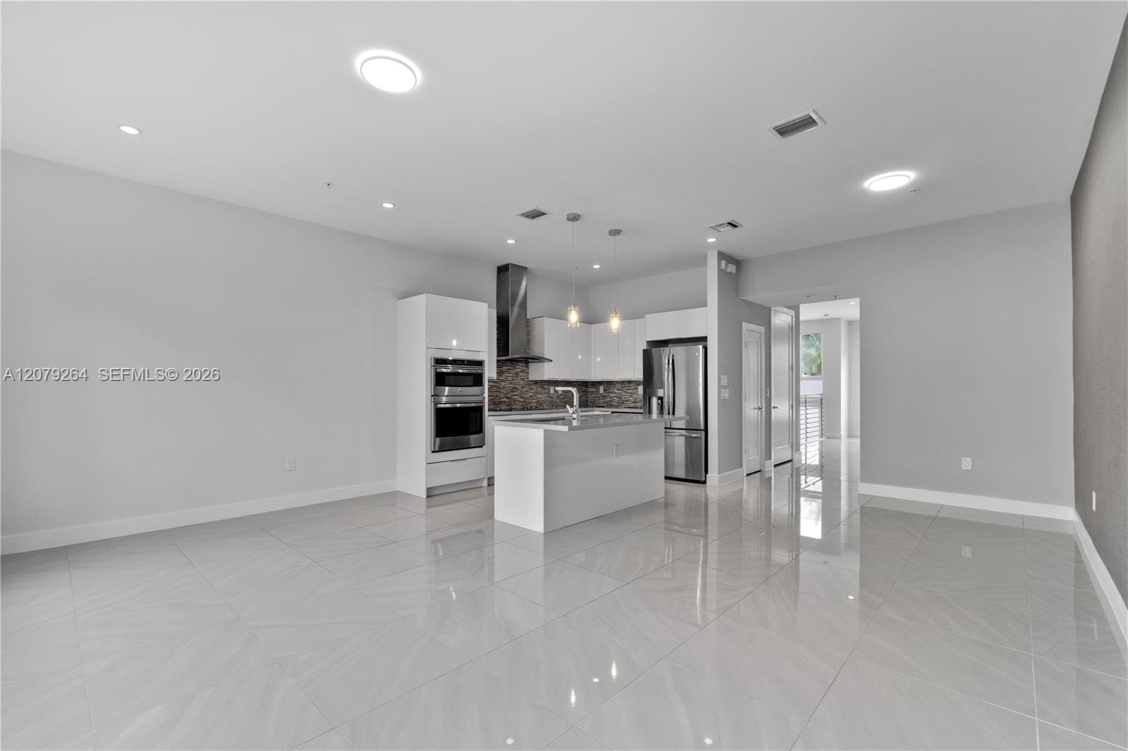 10517 NW 66th Street — photo 10