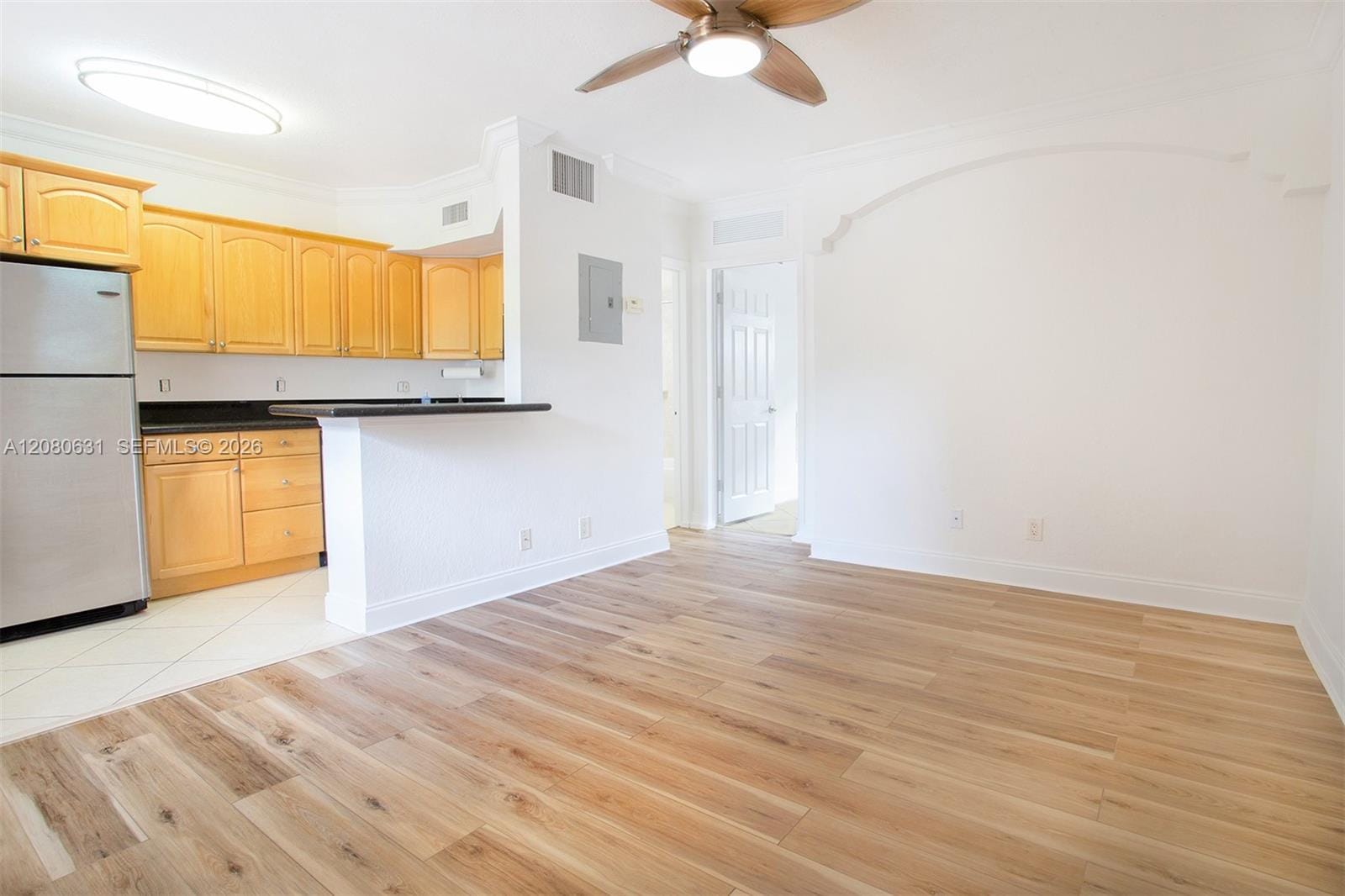 744 NE 14th Avenue 6 — photo 4