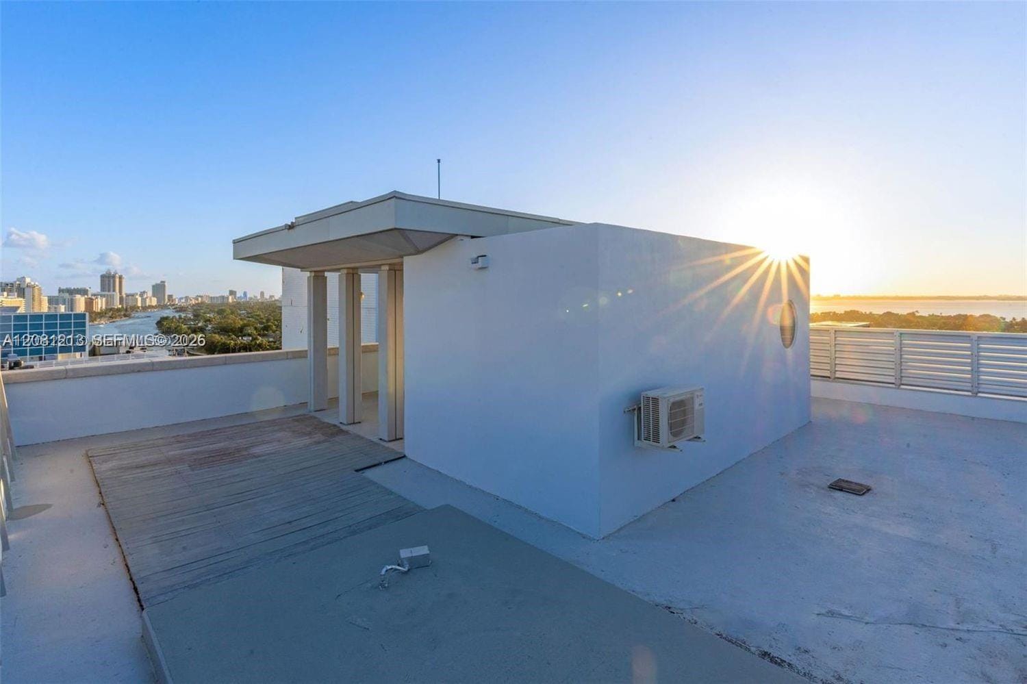 201 Aqua Avenue PH4 — photo 3