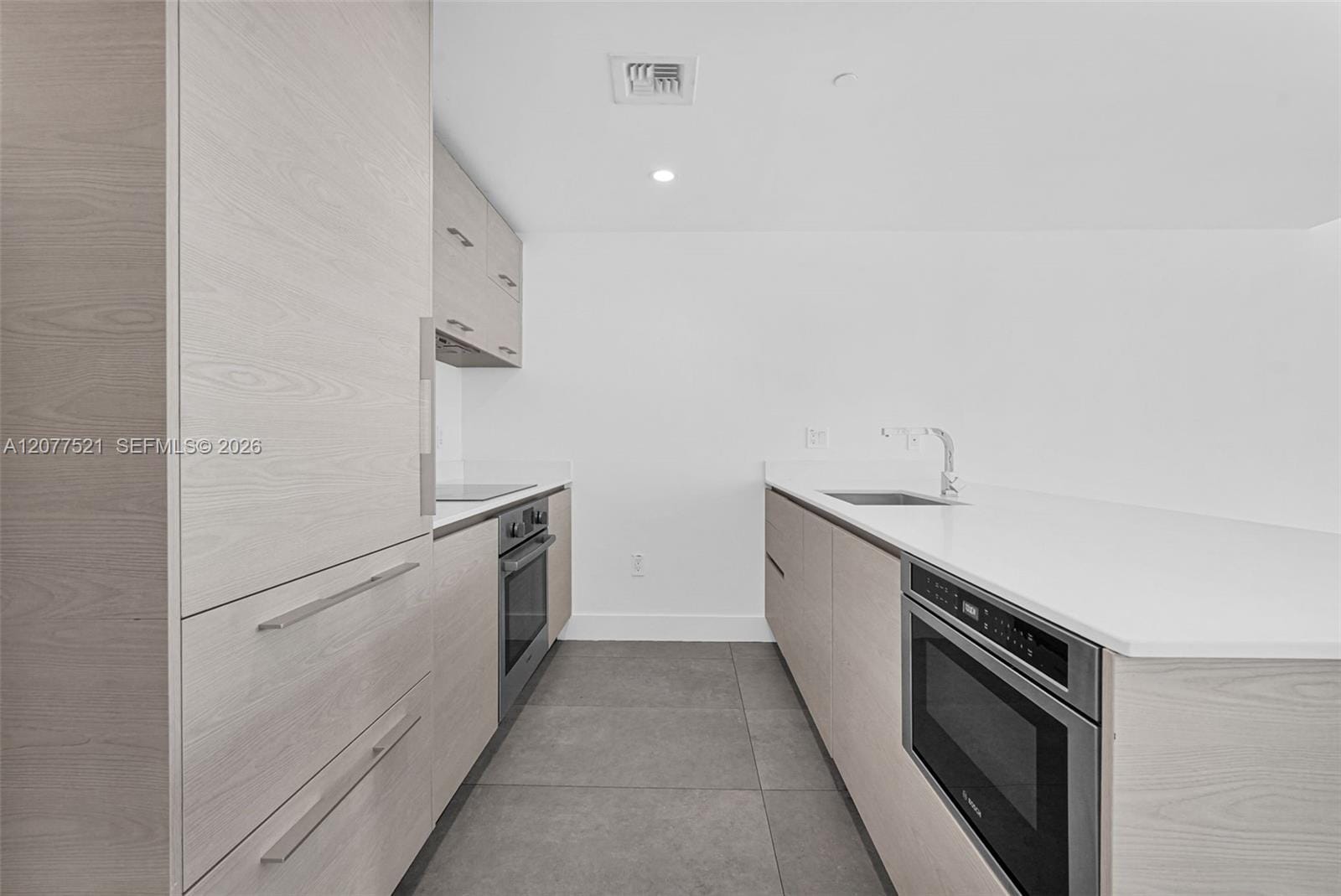 1300 S Miami Avenue 2811 — photo 5
