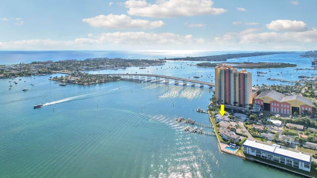 360 Wilma Circle, Riviera Beach, FL
