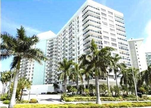 3725 S Ocean Drive 323, Hollywood, FL 33019