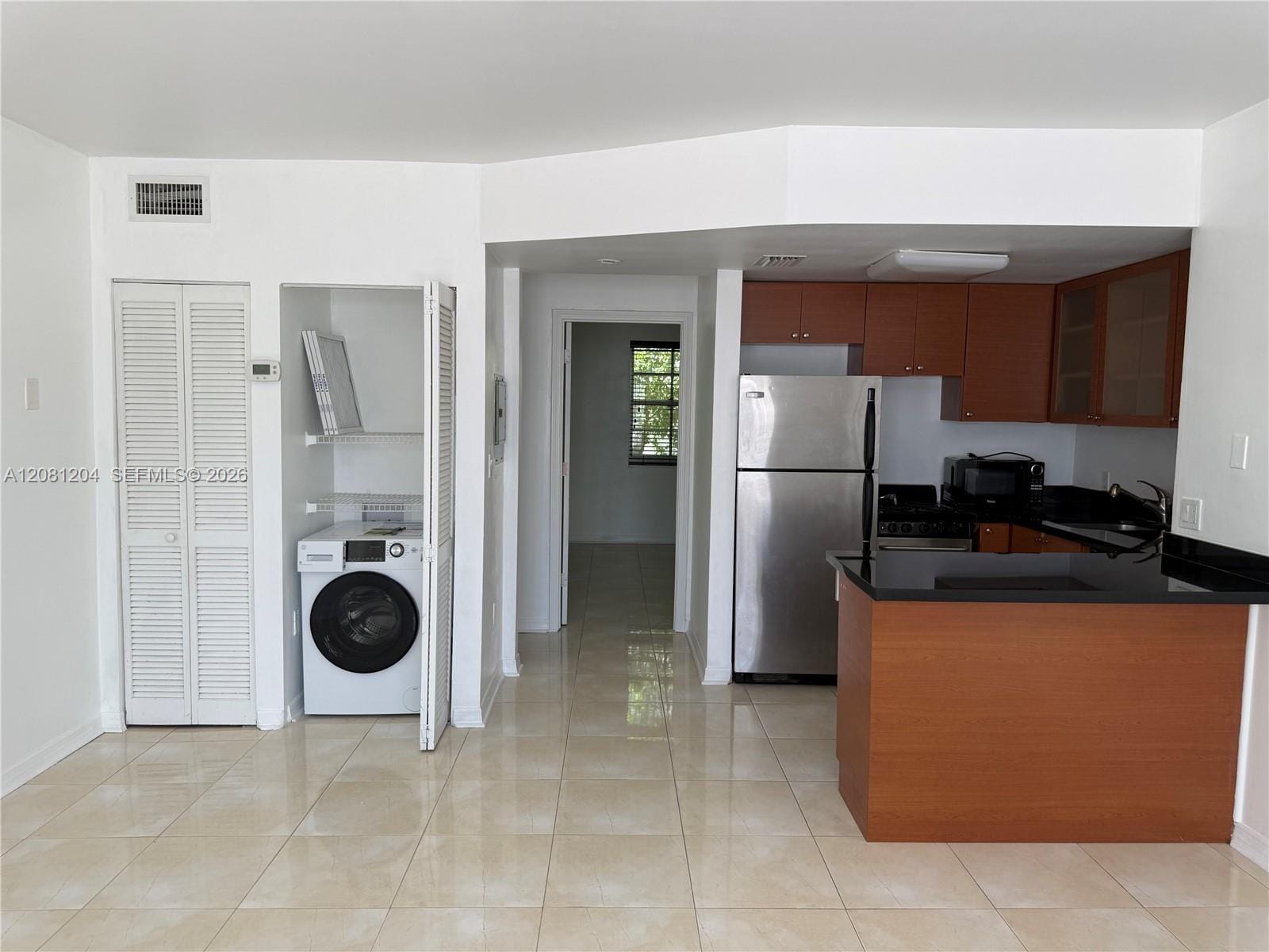 1457 Meridian Avenue 103 — photo 2