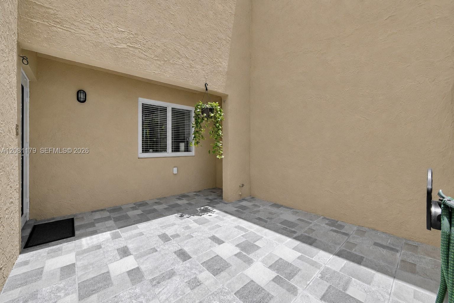 9133 Fontainebleau Boulevard 5 — photo 5