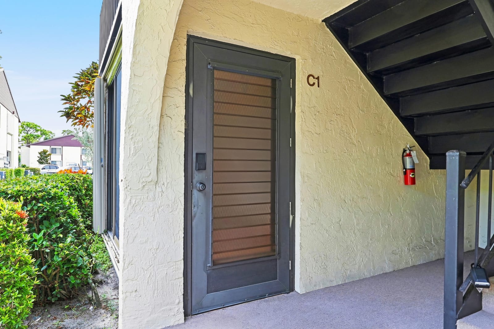 314 Knotty Pine Circle C-1, Greenacres, FL 33463