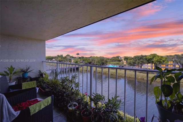 7787 SW 86th Street E-409, Miami, FL 33143