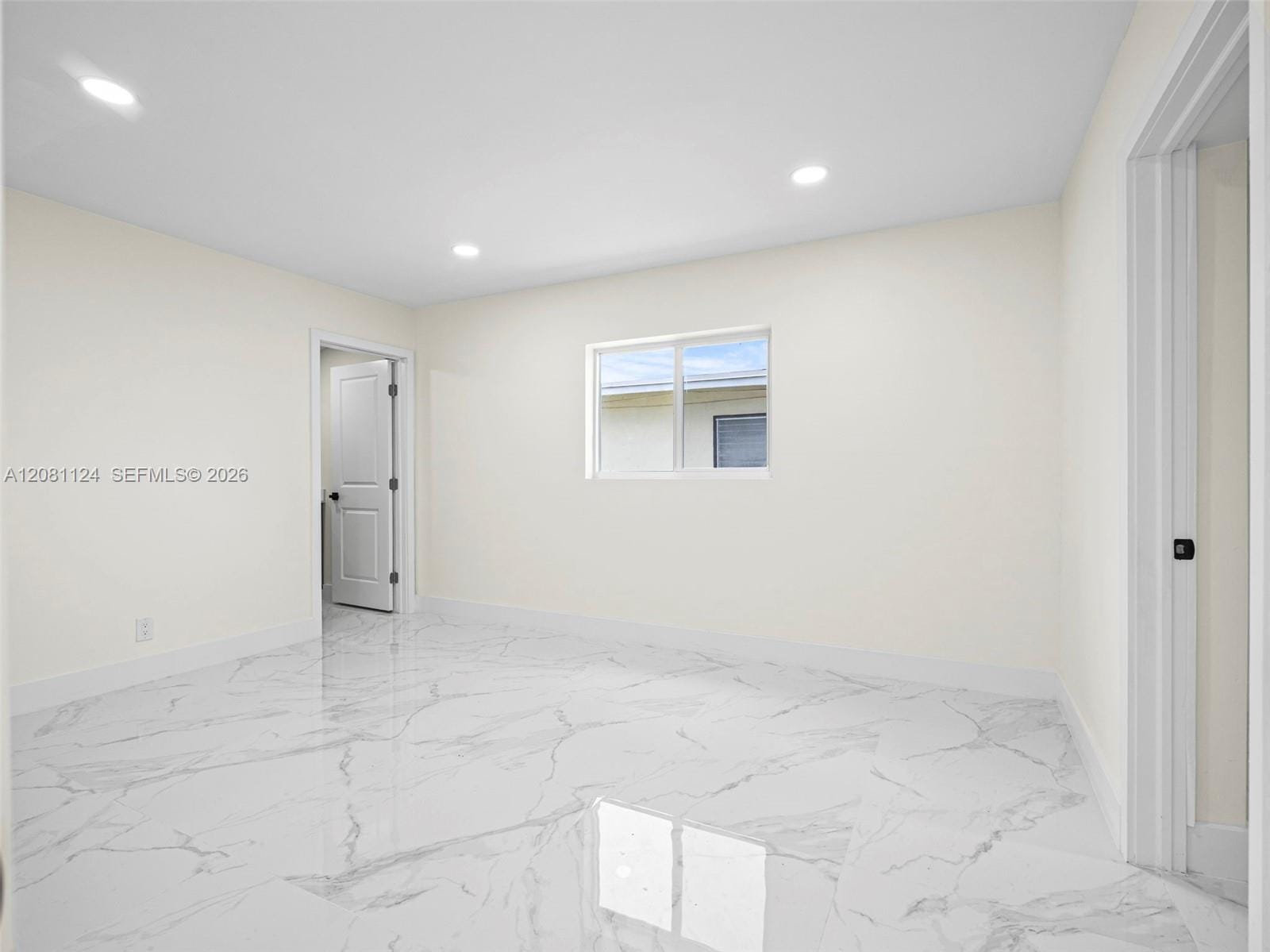 3651 SW 40th Avenue — photo 12