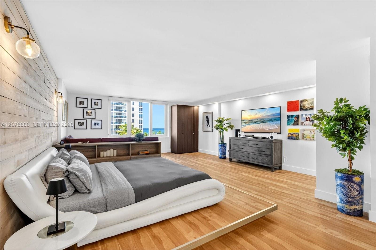 2301 Collins Avenue 714, Miami Beach, FL 33139