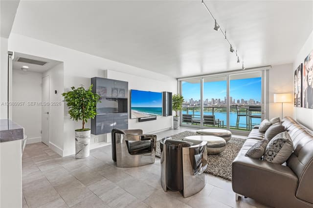 1000 West Avenue 1518, Mirador, Miami Beach, FL