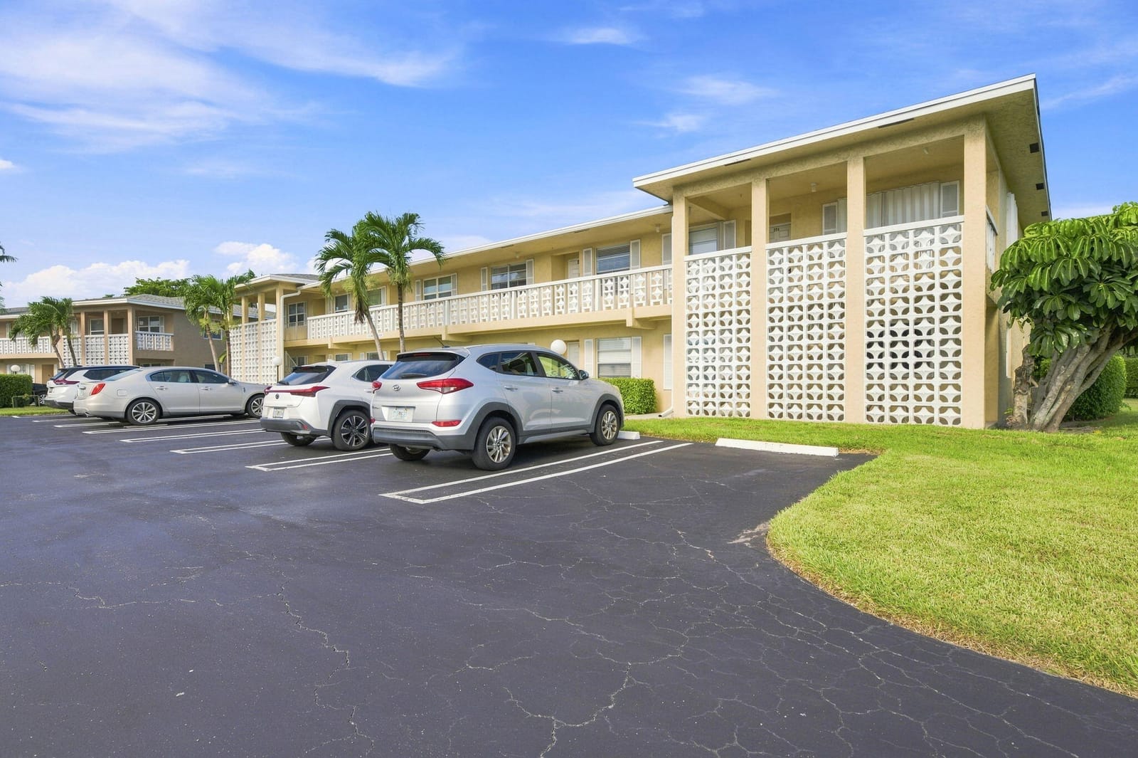 1121 Cactus Terrace 203, Delray Beach, FL 33445 photo 25