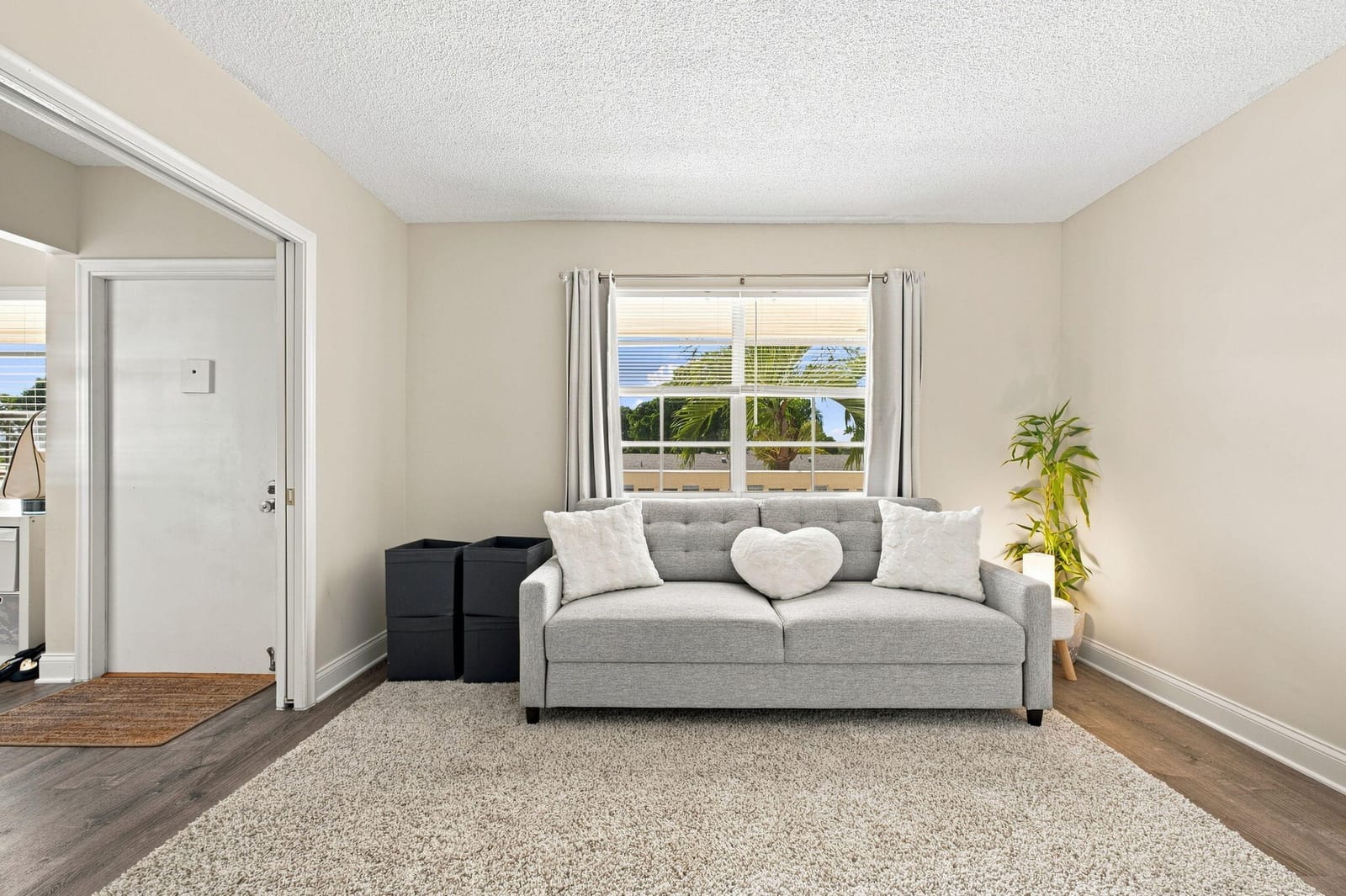 1121 CACTUS Terrace 203 — photo 4