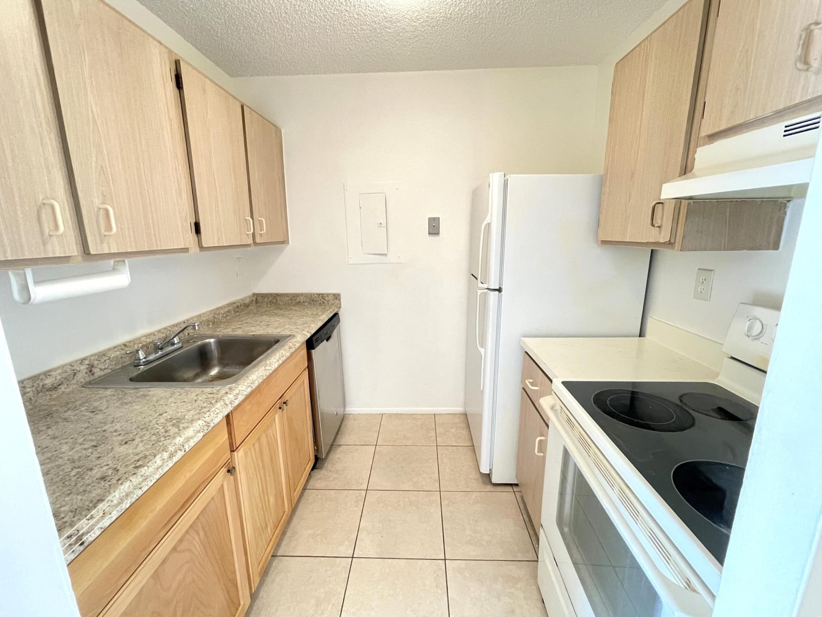 1101 N BENOIST FARMS Road 101, West Palm Beach, FL 33411