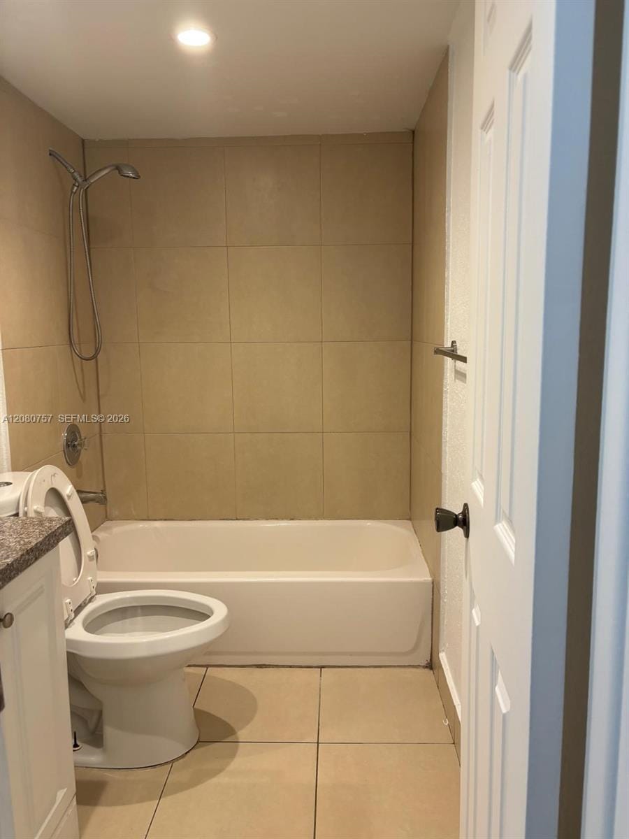 6970 NW 186th Street 3-505, Hialeah, FL 33015 photo 7