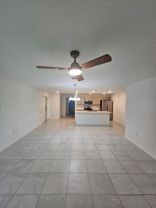 6765 Broadwater Lane, Lake Worth, FL 33467