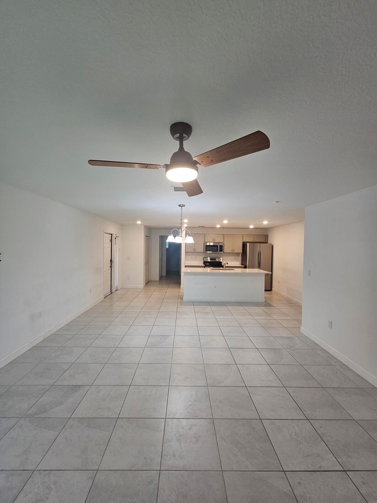 6765 Broadwater Lane, Lake Worth, FL 33467