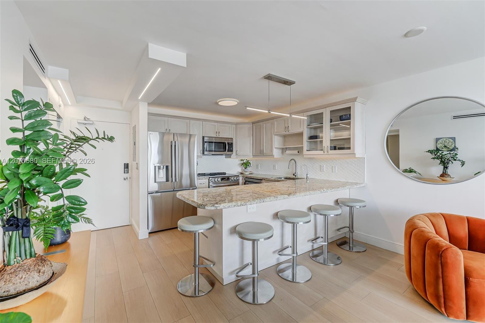 401 Ocean Drive 903, Miami Beach, FL 33139