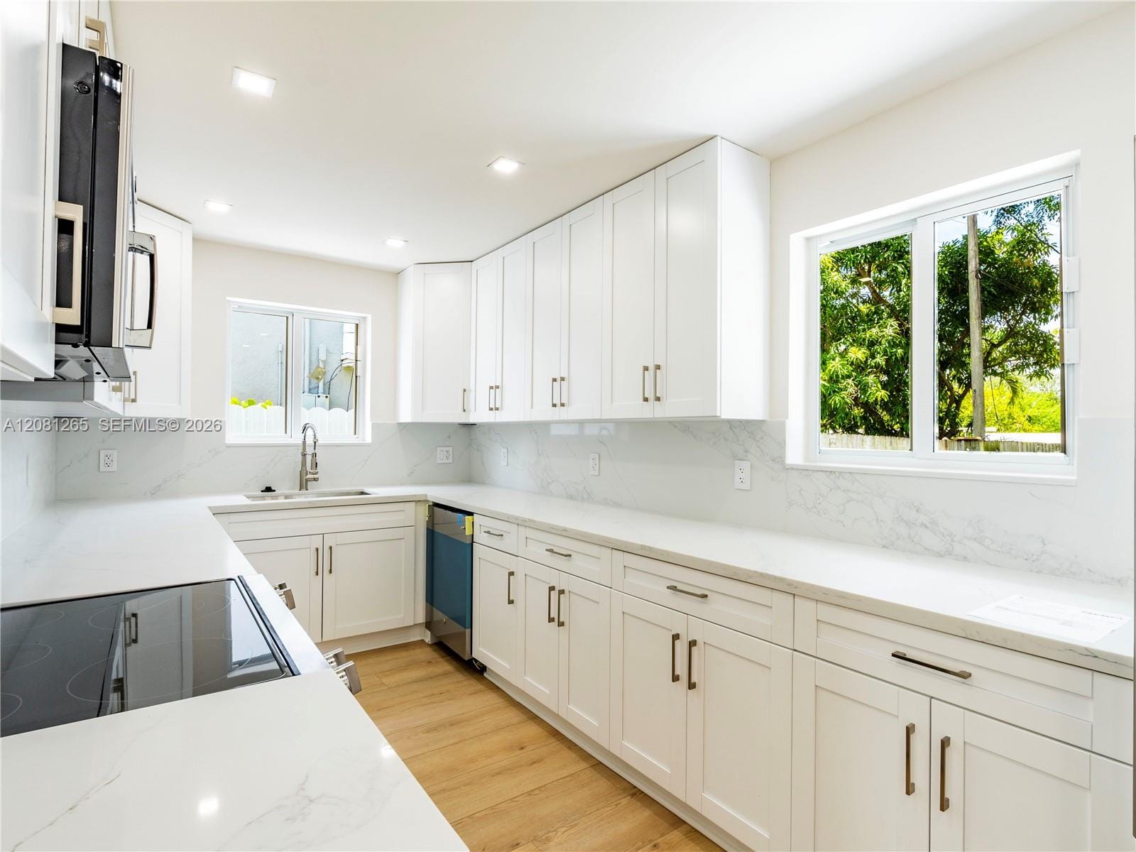 254 SW 4th Street — photo 11