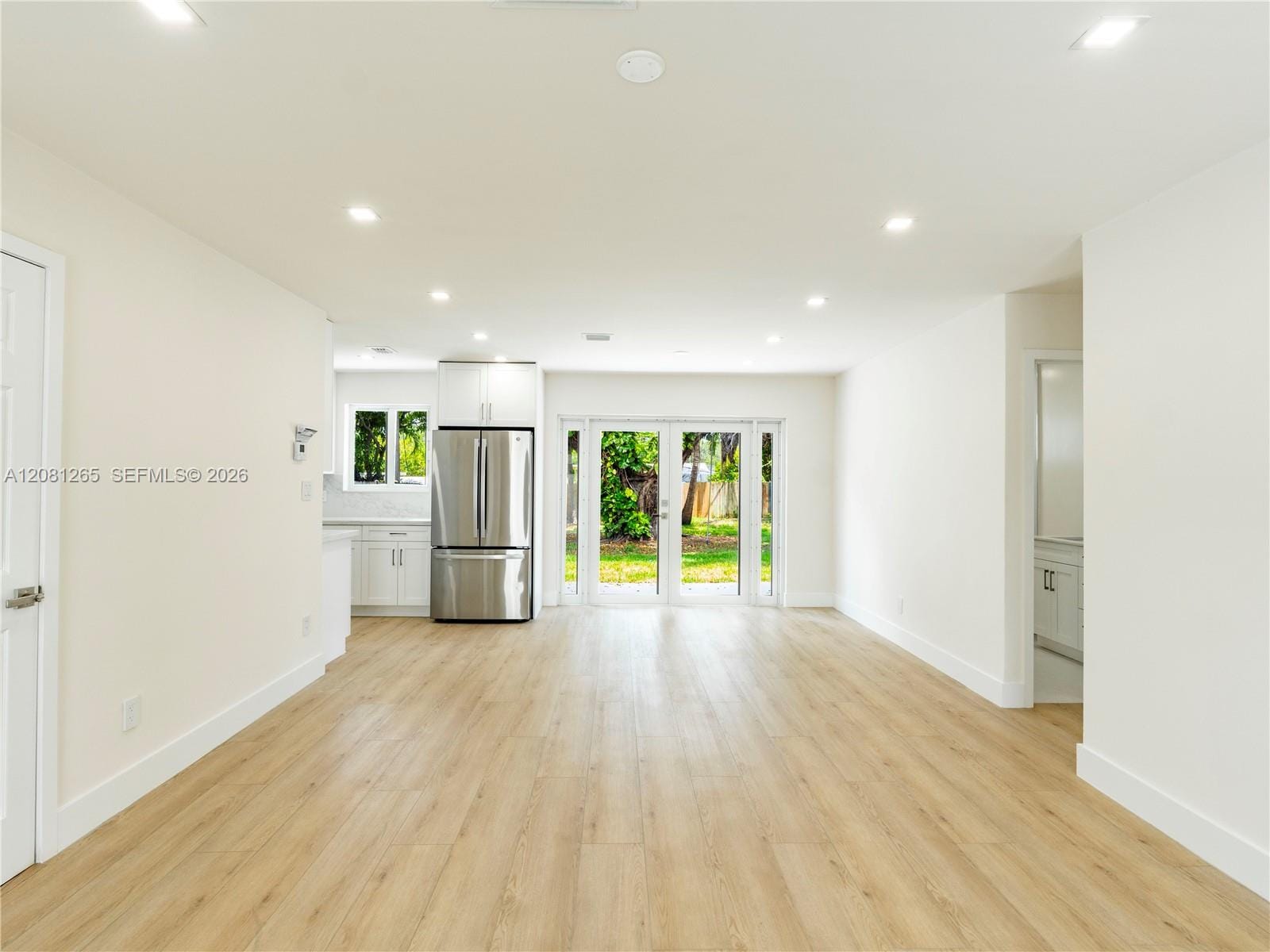 254 SW 4th Street — photo 6
