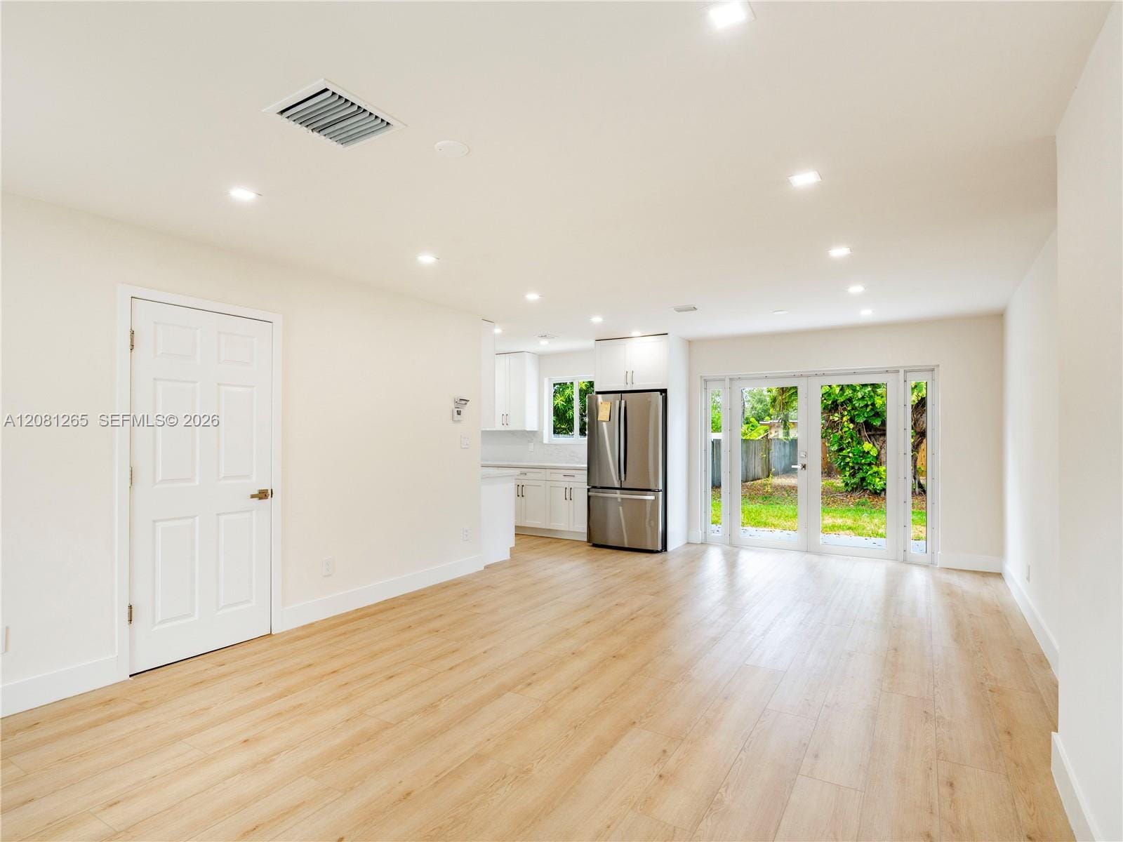 254 SW 4th Street — photo 7