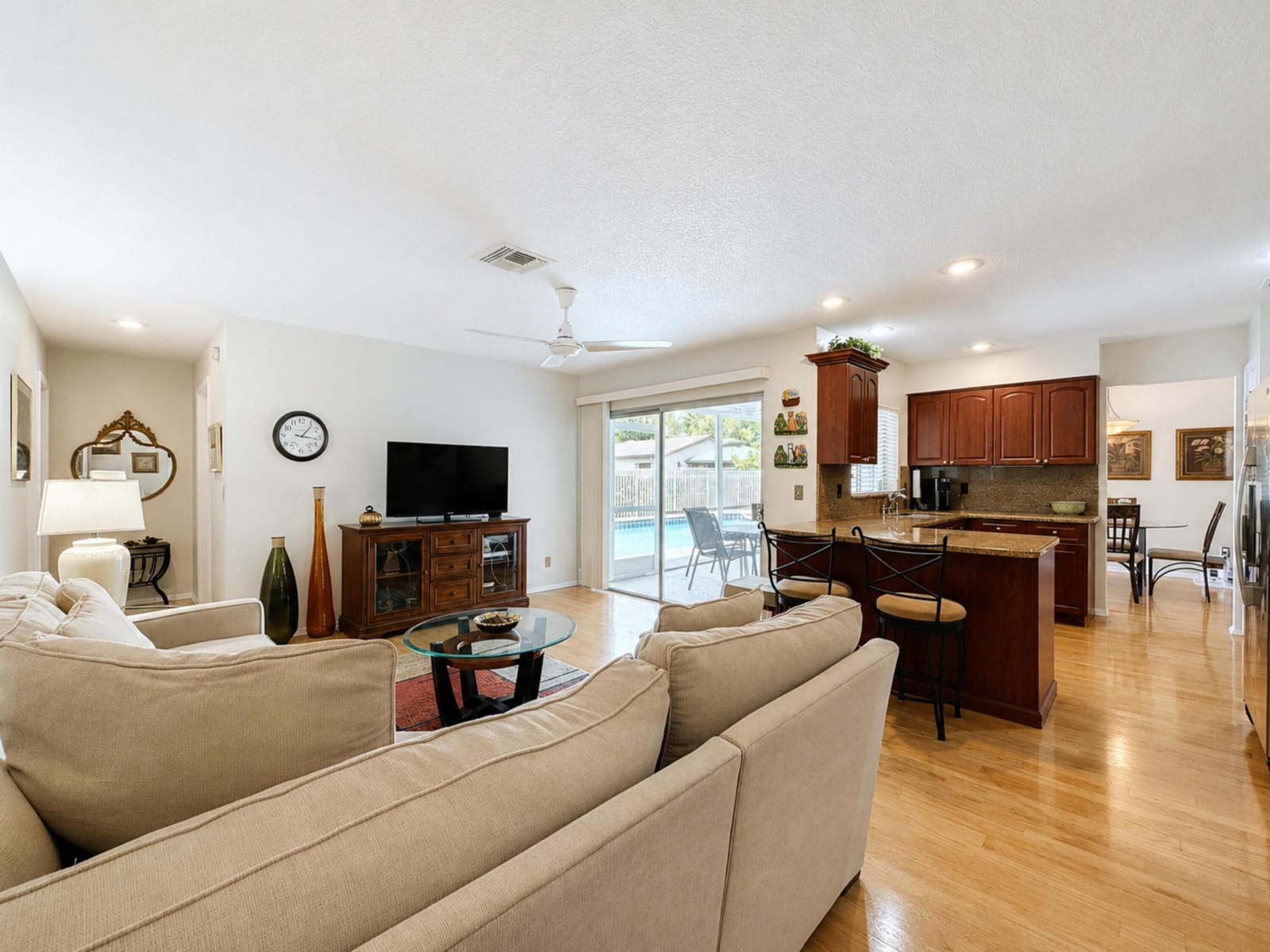 2602 NW 98TH Terrace — photo 8