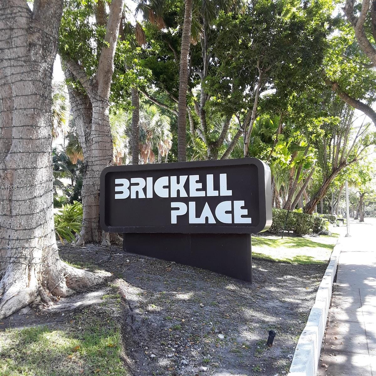 1865 Brickell Avenue A1602, Miami, FL 33129 photo 26
