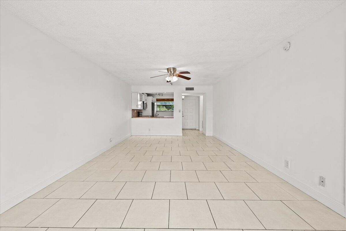 1831 Sabal Palm Drive 403 — photo 11