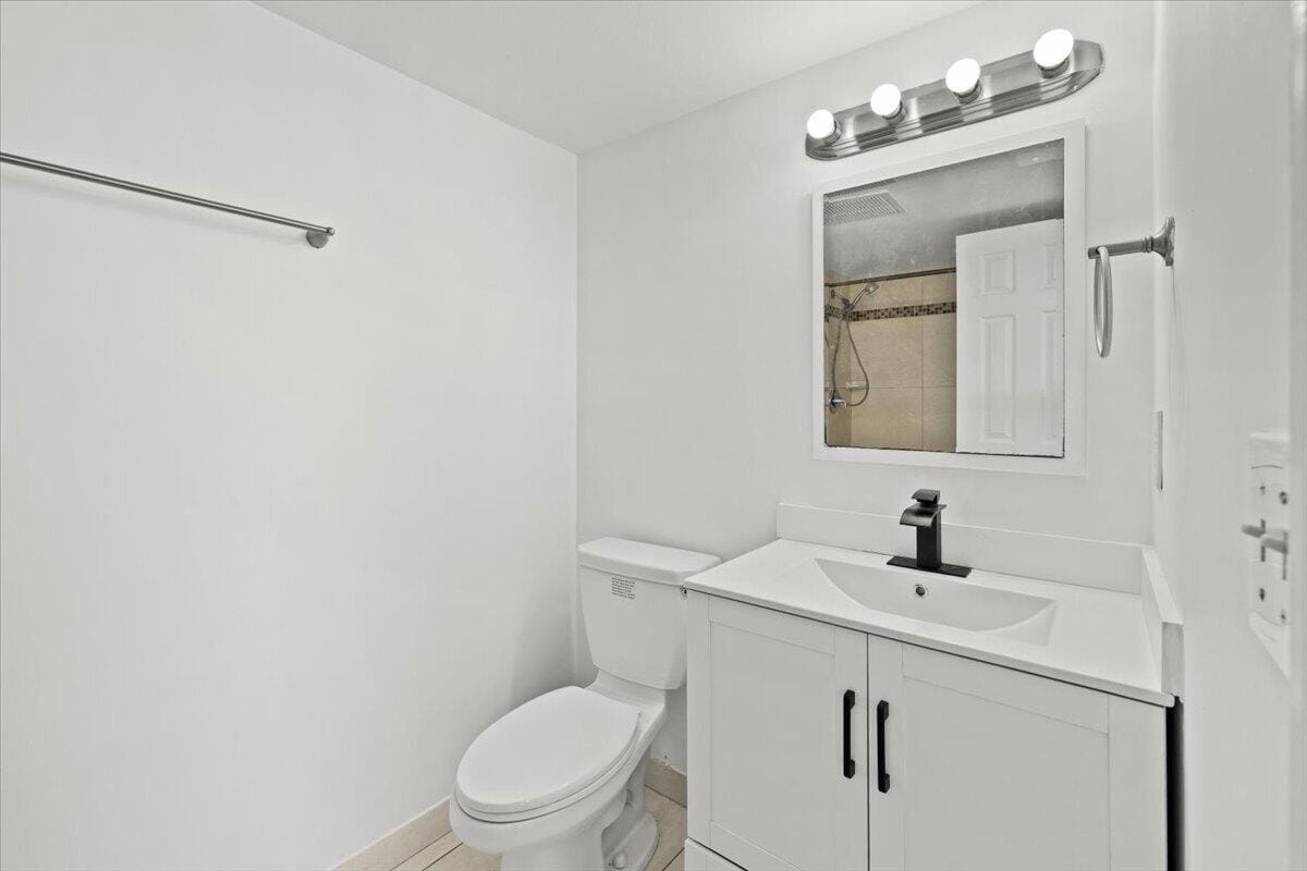 1831 Sabal Palm Drive 403, Davie, FL 33324 photo 16
