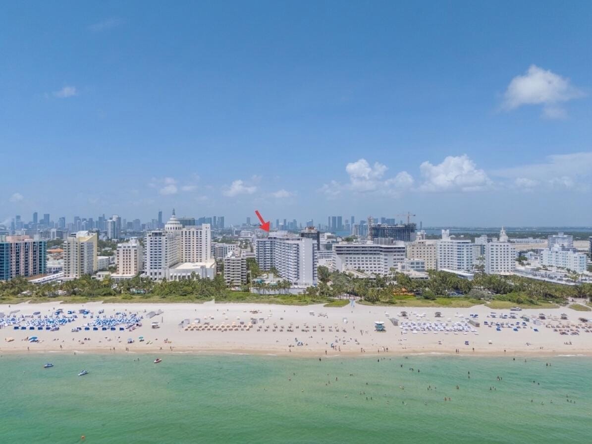 100 Lincoln Road PH14 — photo 3