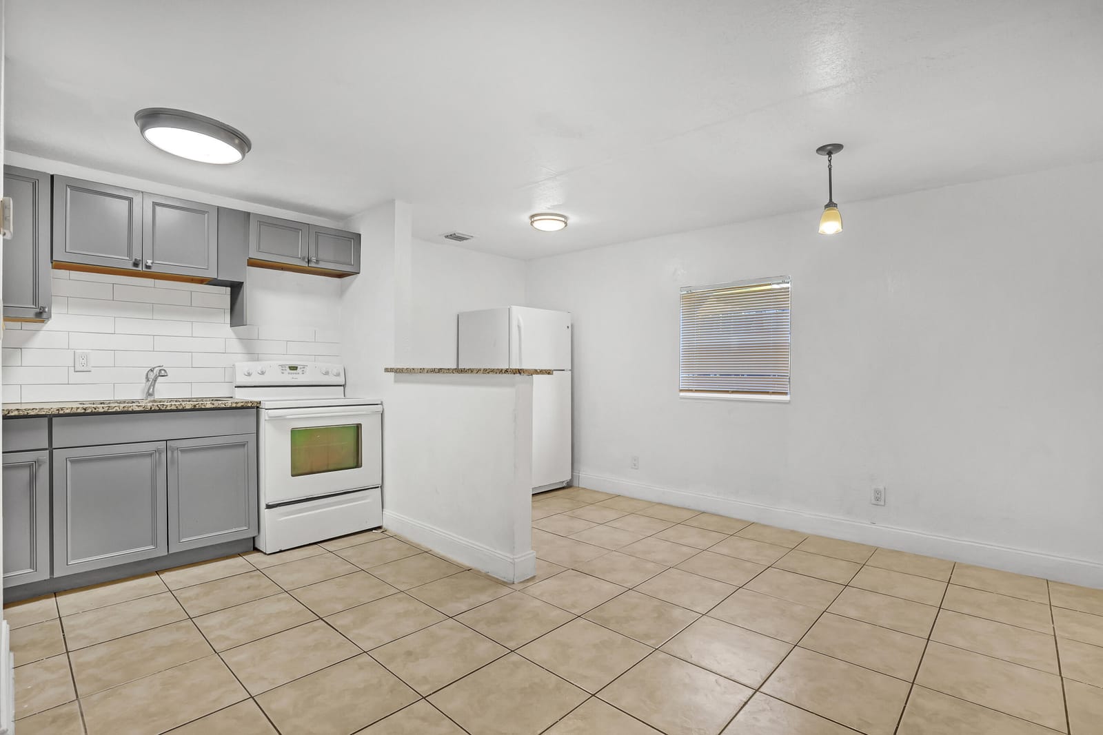 180 W 15th Street, Riviera Beach, FL 33404 photo 30