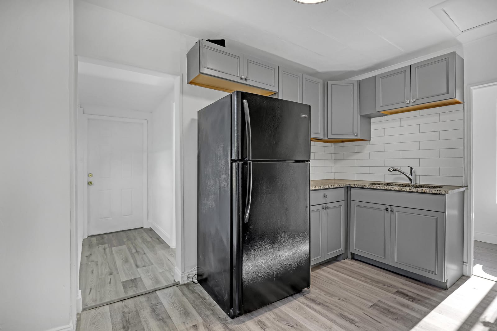 180 W 15th Street — photo 9