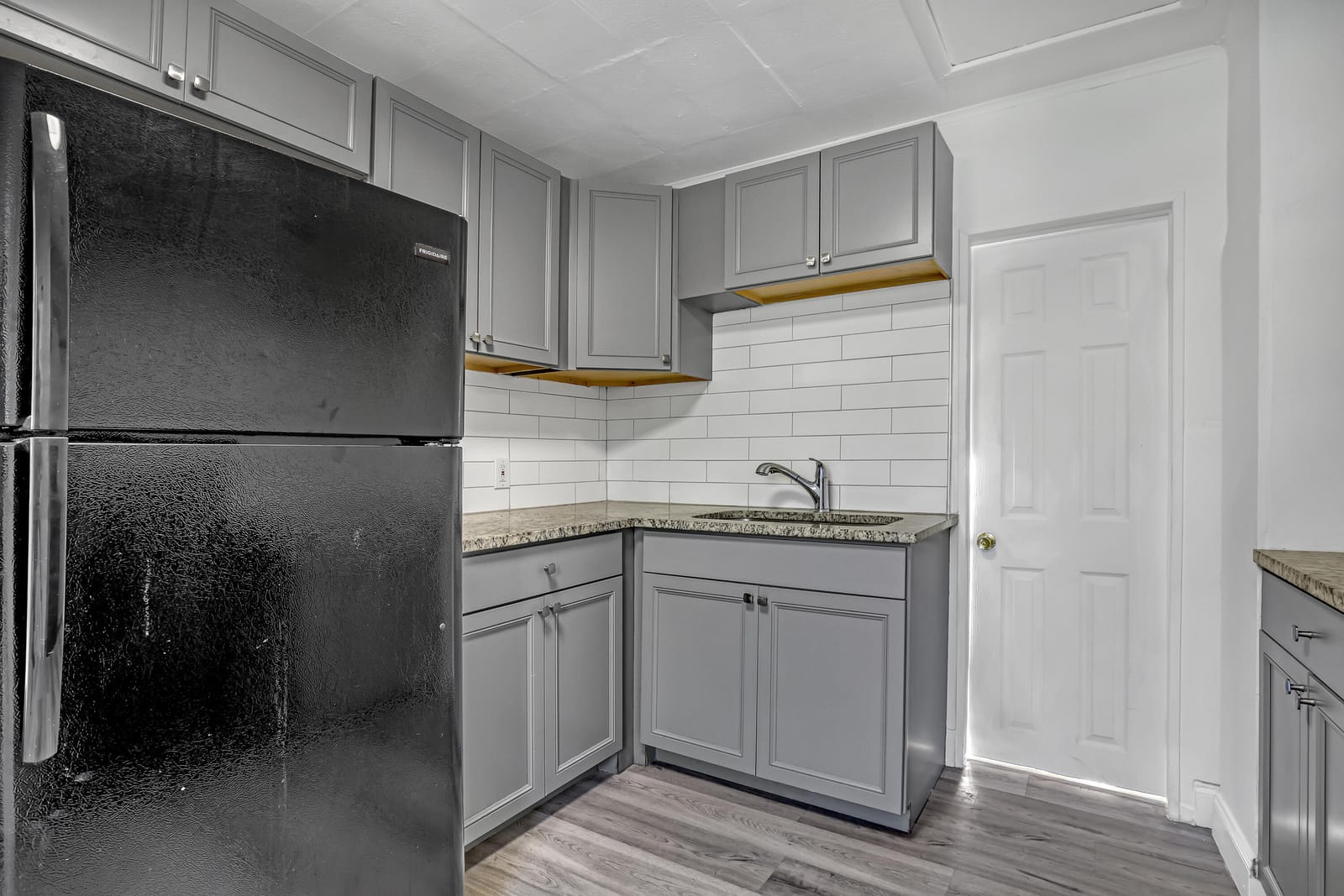 180 W 15th Street — photo 10