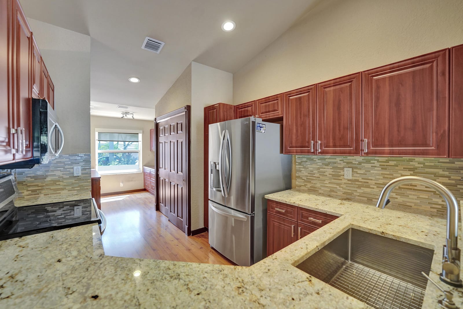 1969 ANDROMEDA Lane — photo 12